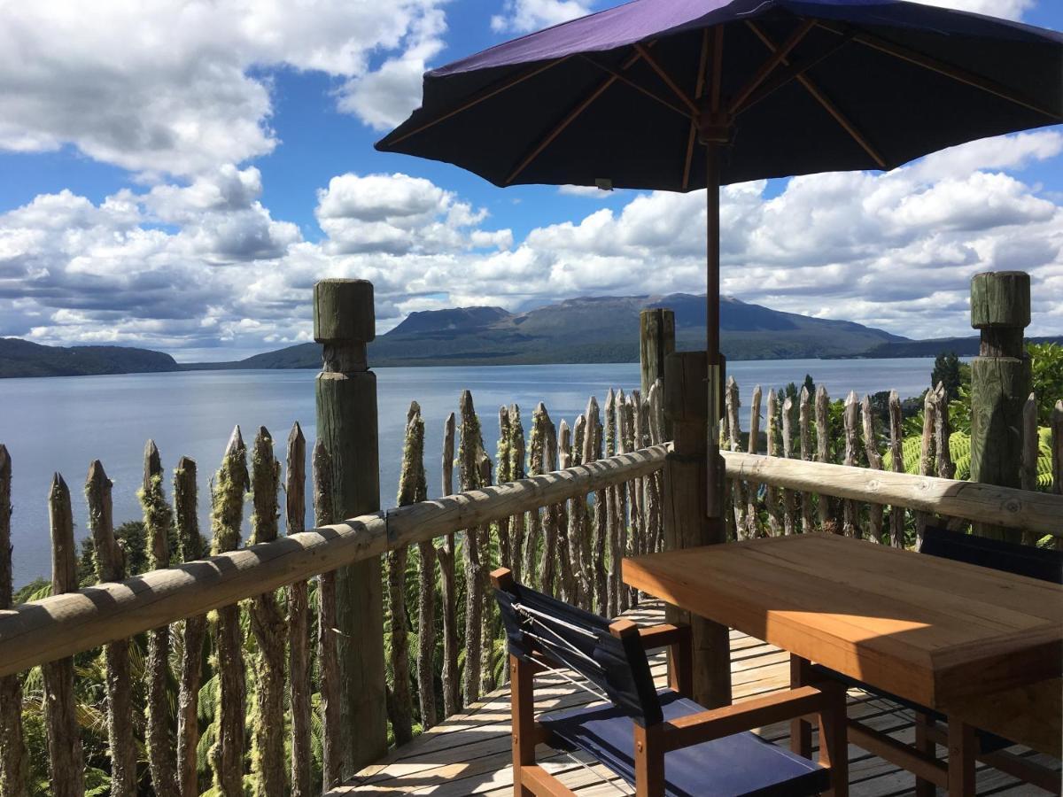 Te Whare -Lake Tarawera Tree-Top Nest Esterno foto