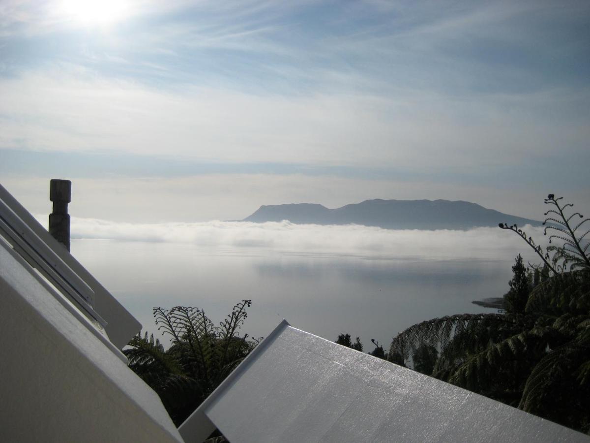Te Whare -Lake Tarawera Tree-Top Nest Esterno foto